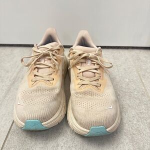 Hoka Arahi womens running shoe size 8.5 WIDE